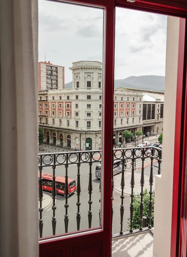 Latroupe La Granja Hostel Bilbao 0*,